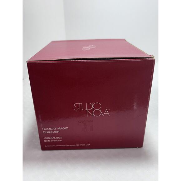 Animated Christmas Music Chest/Box We Wish you a Merry Christmas Figgy Pudding - Picture 11 of 11